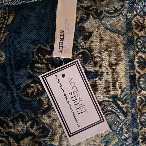 Accessory Street Elegant Floral Patterned Scarf - Metallic Gold/Dark Blue/Aqua - Picture 8 of 10